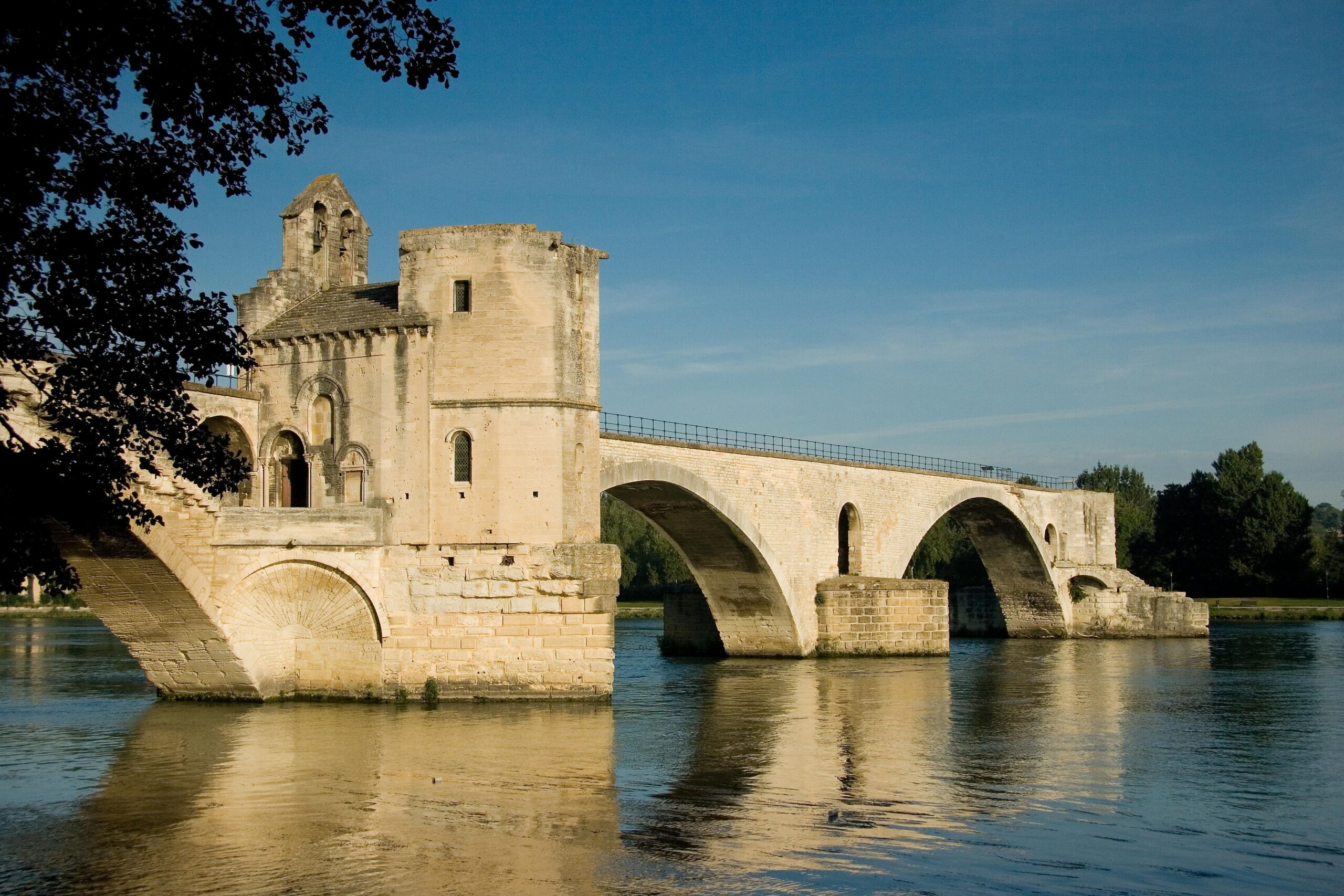 sur le pont d avignon