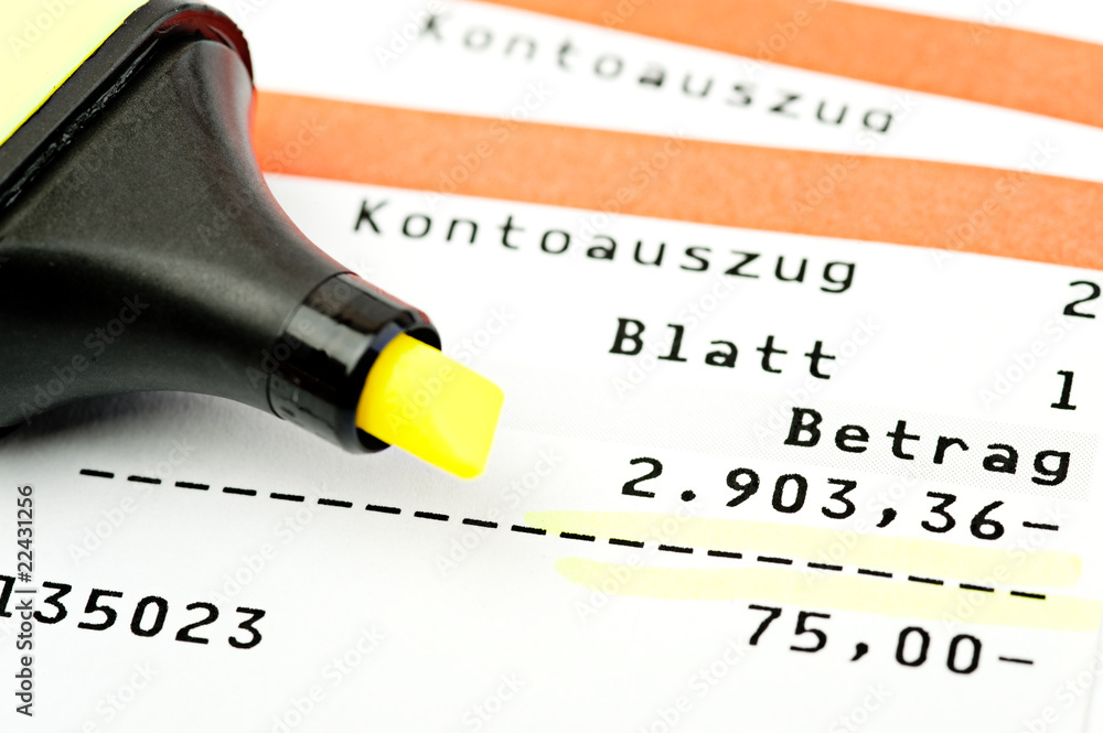 Kontoauszug Stock-Foto | Adobe Stock