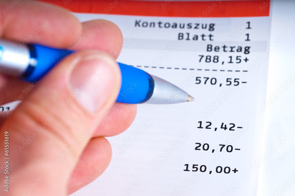 Kontoauszug Stock-Foto | Adobe Stock