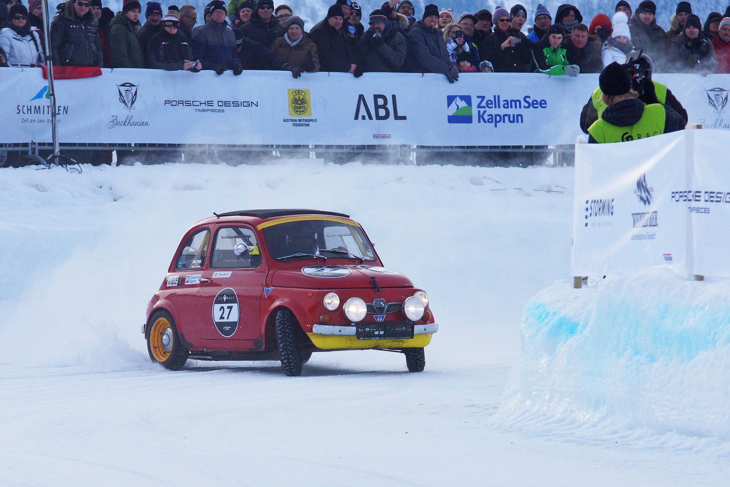  Spaß muß sein: Das Eisrennen 