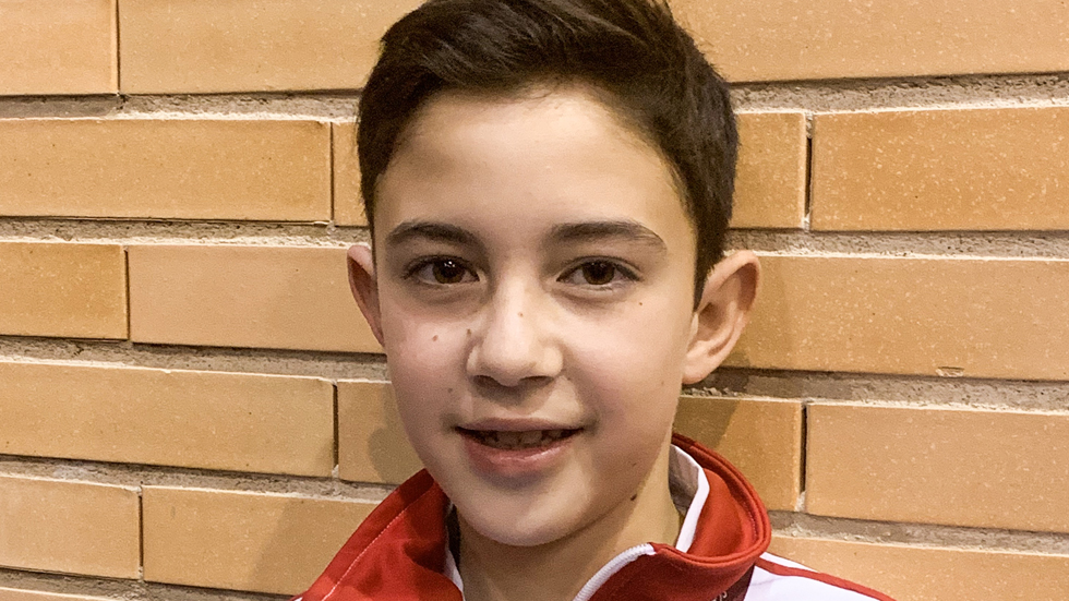  Medalla de bronce para el karateca Alejandro Rojas – Karate mrprepor Illustration 