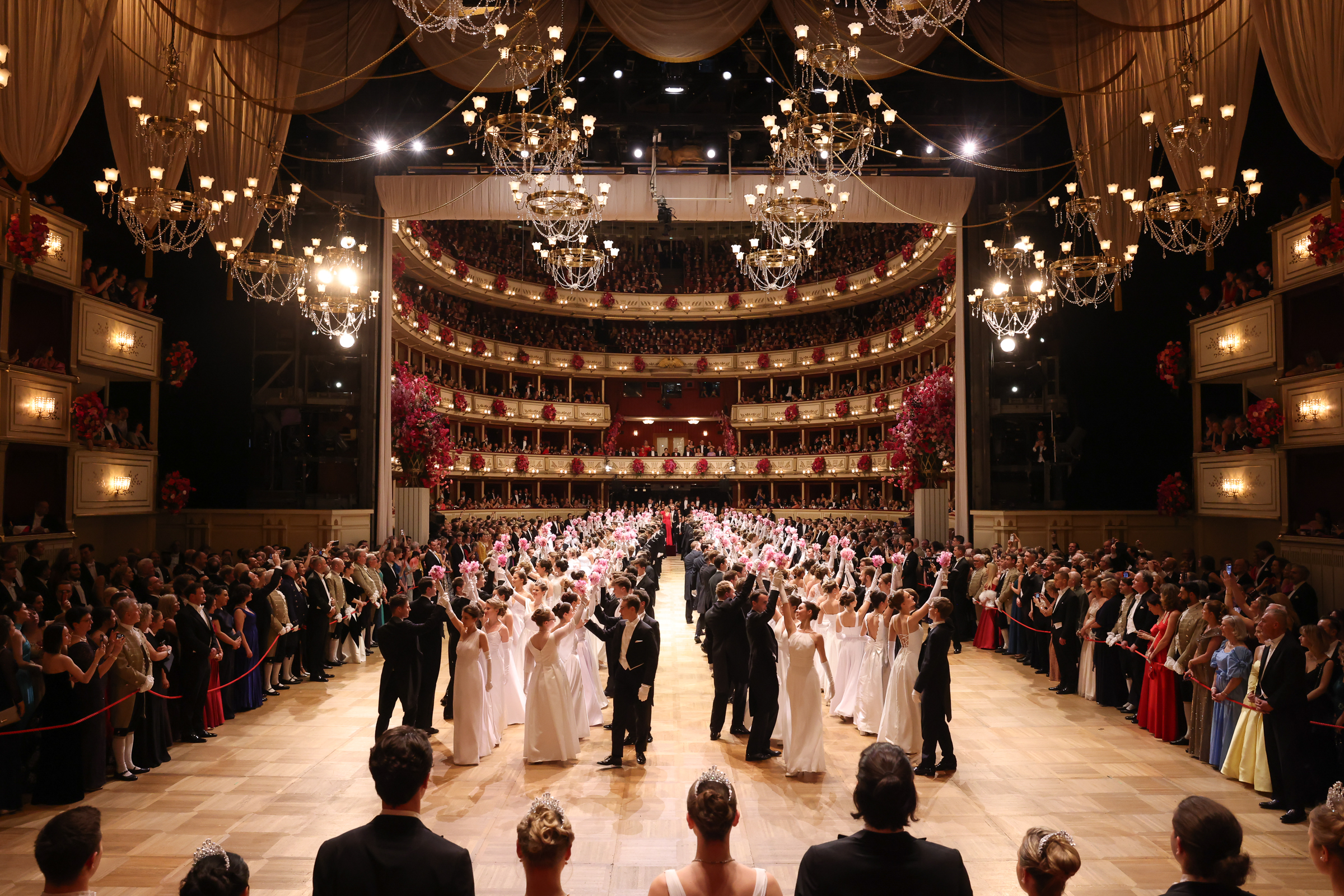  Foto zu Opernball - am 12.Februar 2026 