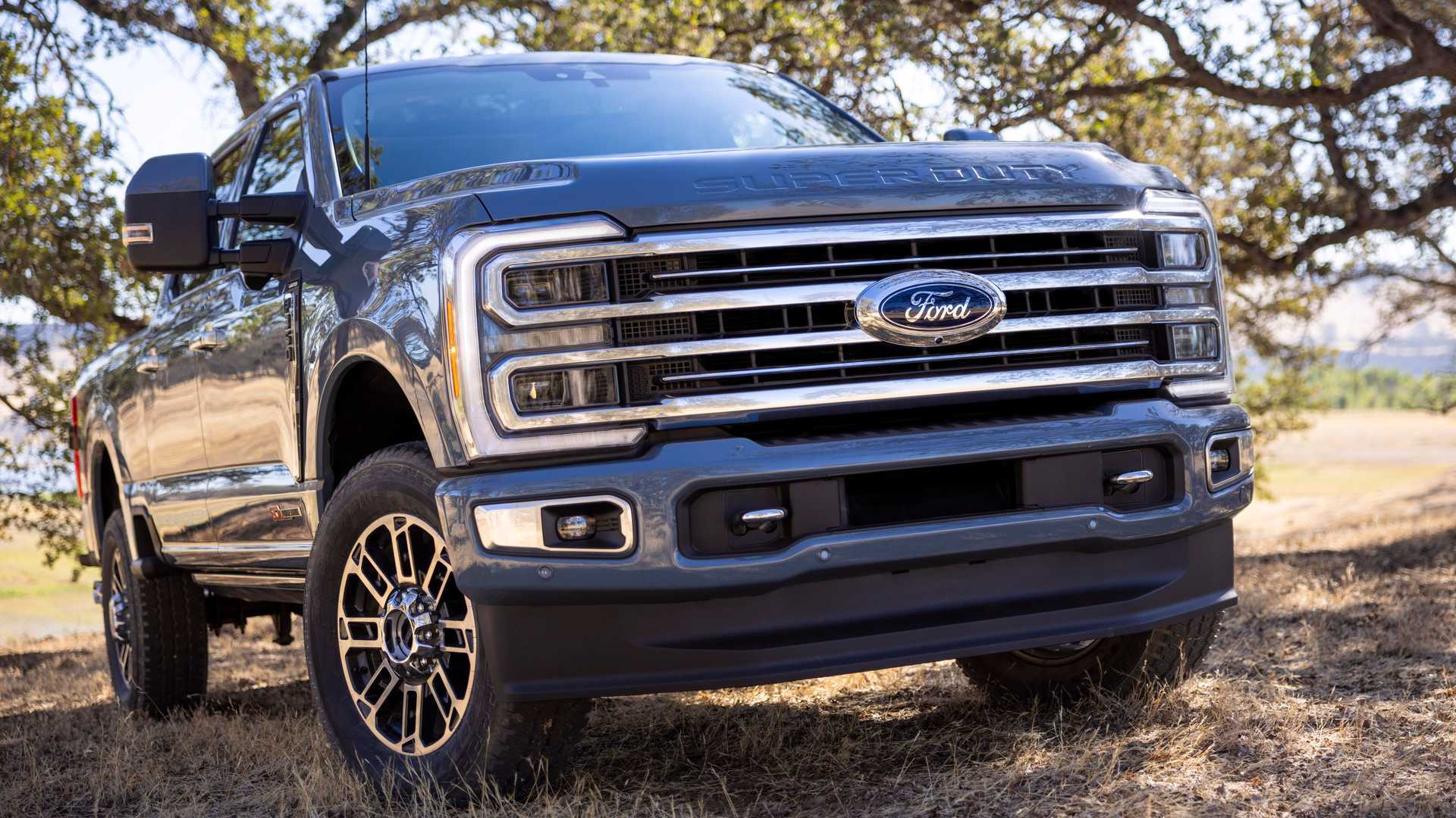  2023 Ford Super Duty Specs Released: Up To 1,200 LB-FT, 40,000 LBS Max 