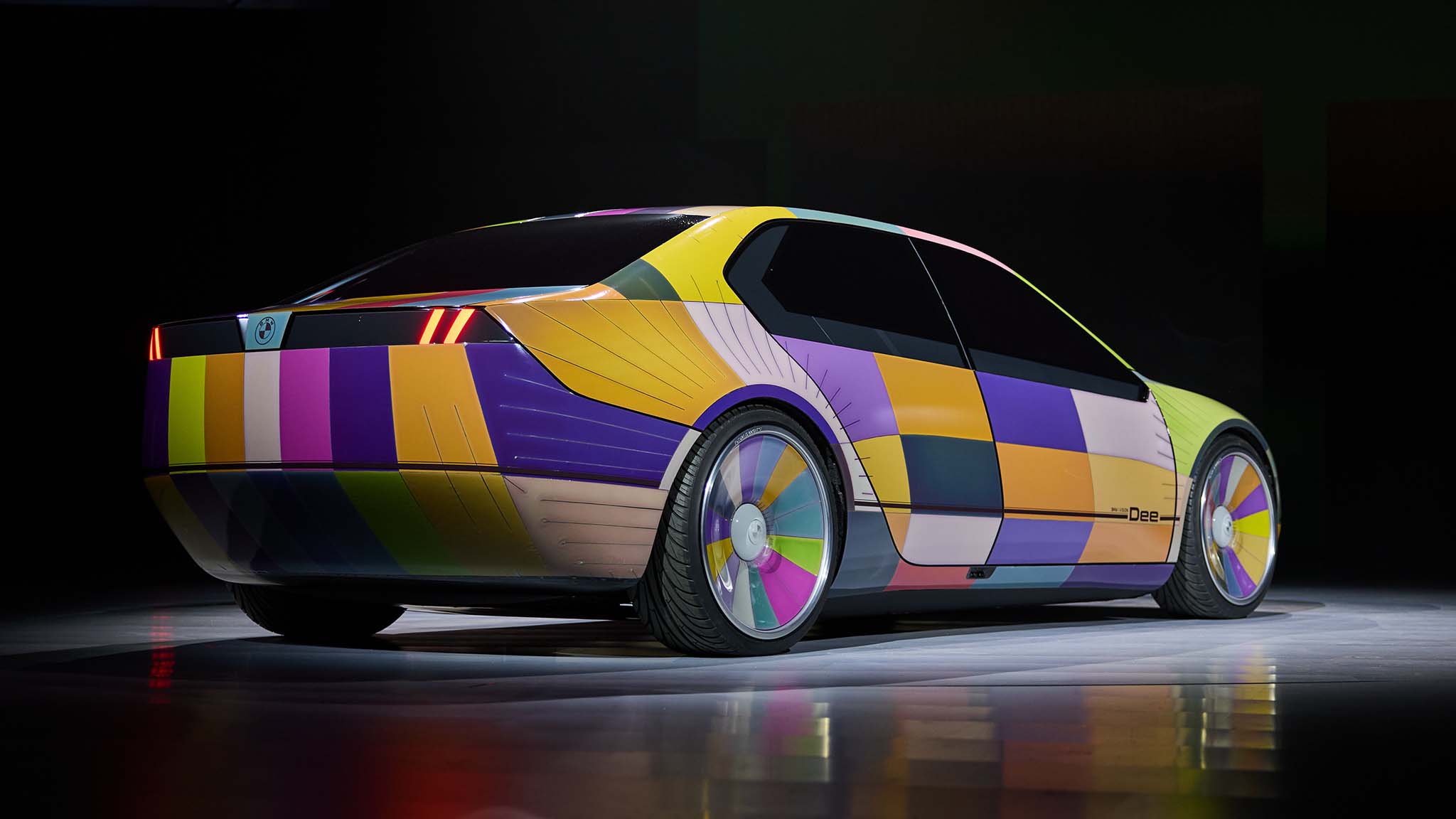  2026 BMW 3 Series/i3 EV: What to Know About the 3er’s Electric Makeover Motiv 