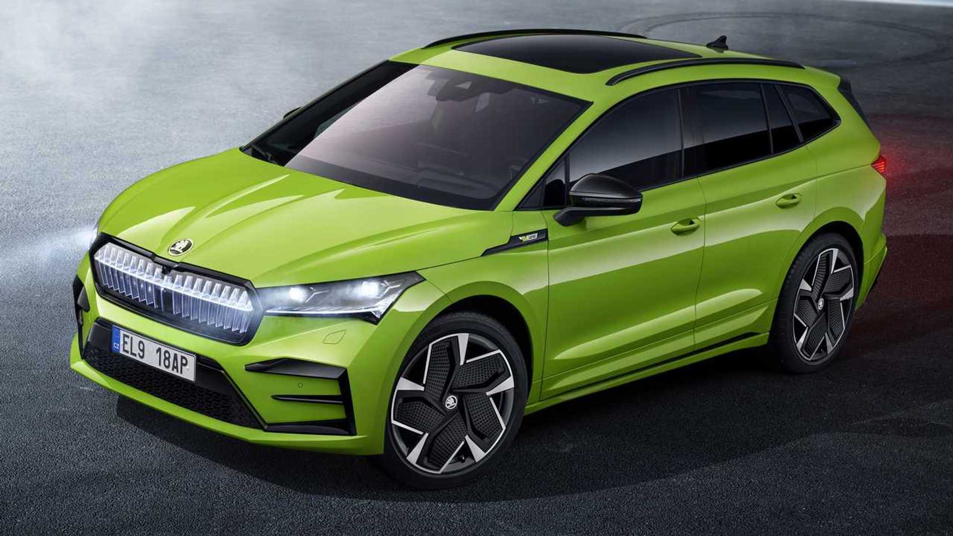  Foto zu Skoda Enyaq RS iV Debuts As Electric Performance SUV With Nearly 300 HP 