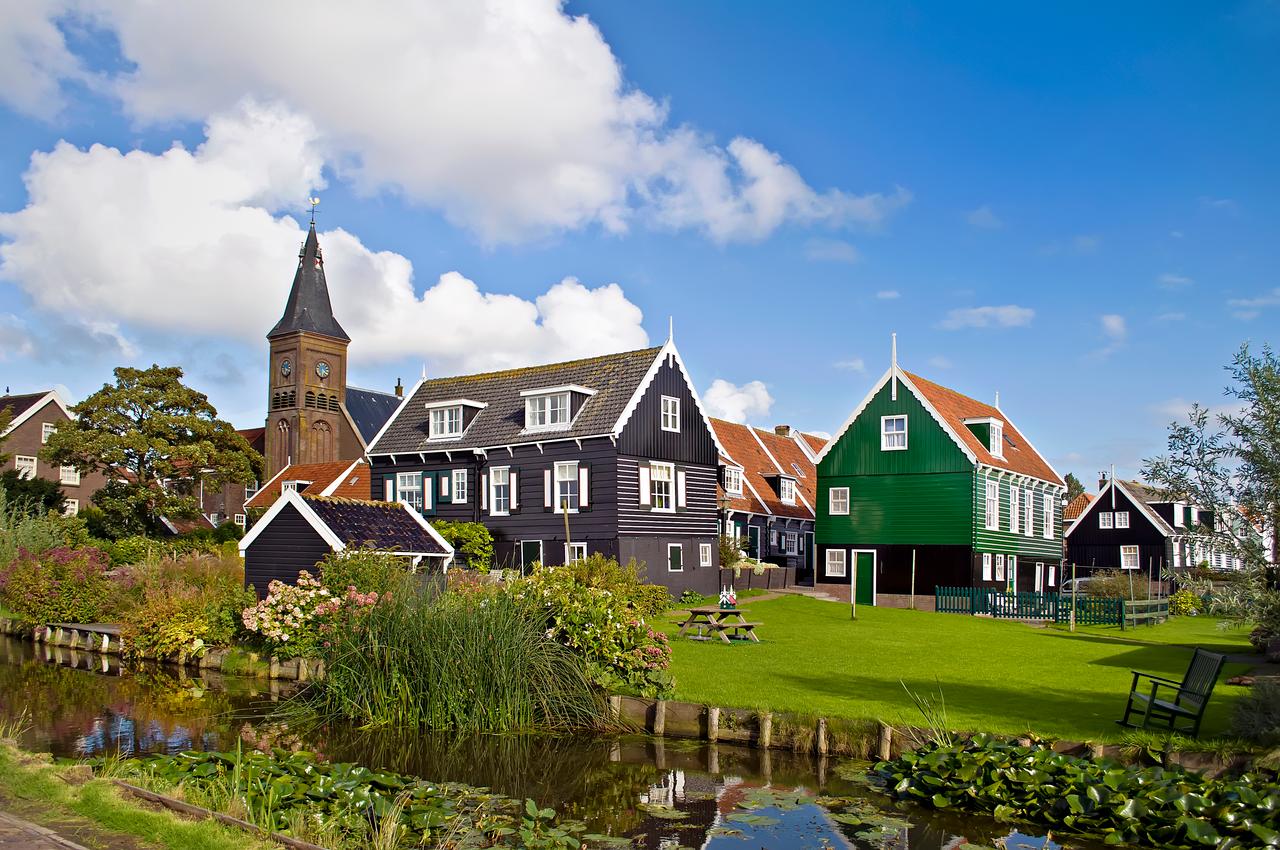  Holland Travel Guide 
